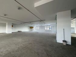 Tuas Lot (D22), Warehouse #573645611